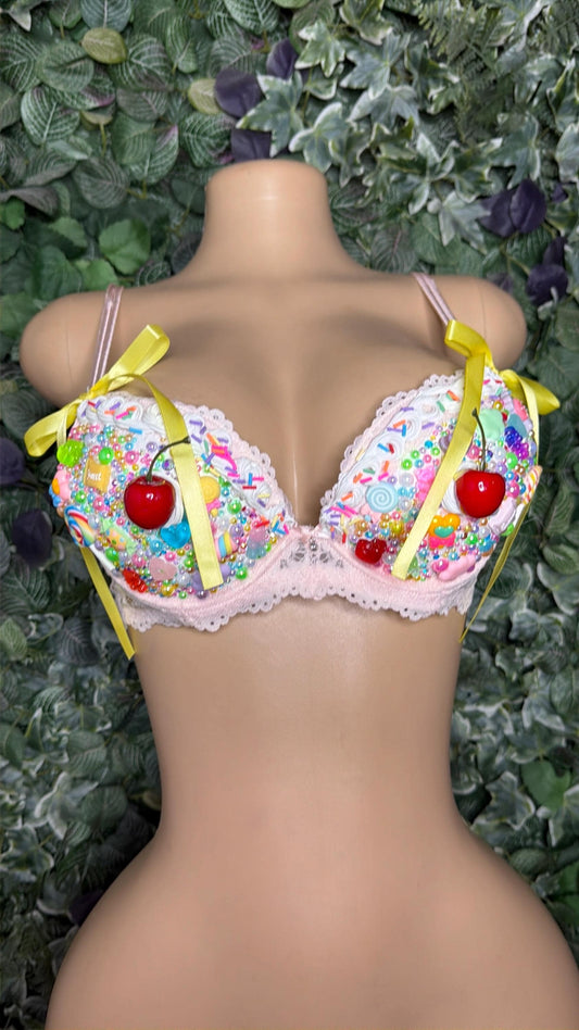 Cake & Icing Pushup Bra