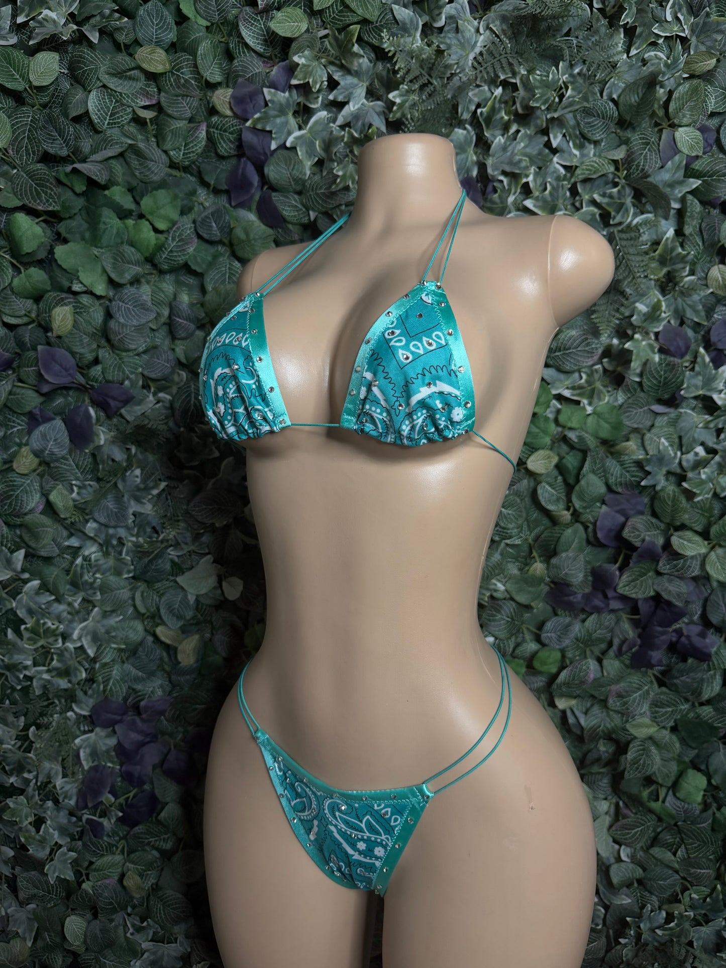 Turquoise Bandana microkini