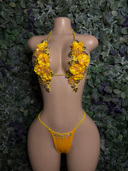 Yellow Valentine set