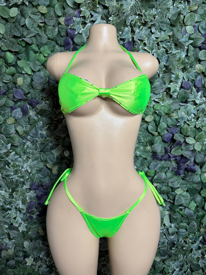 Bowed set