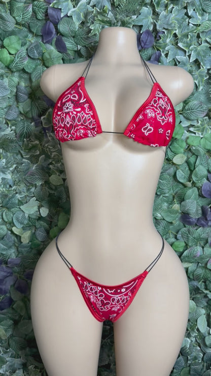 Red Bandana microkini